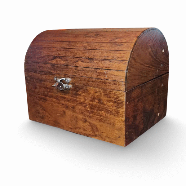 Mimic Chest – Handcrafted Fantasy Storage & Tabletop Decor - Image 4